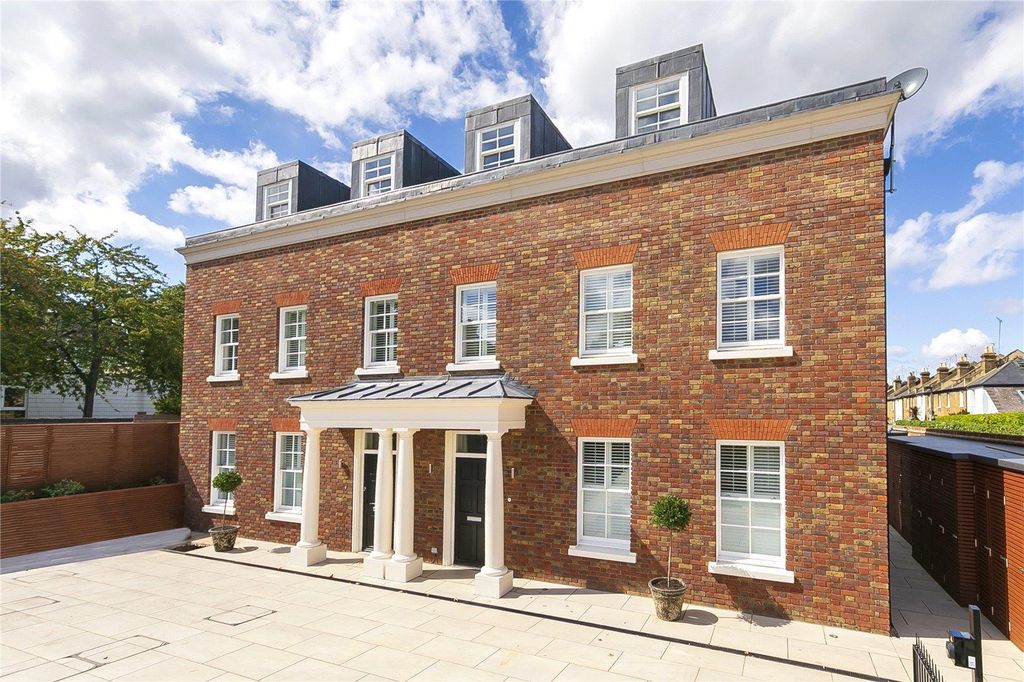 Property photo 1 of 11 9d556E1d-c22d-4Abb-8F0B-Ab686875B004.Jpeg