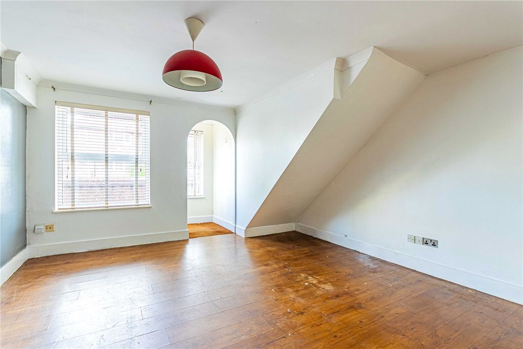 Property photo 2 of 11 Picture No. 04
