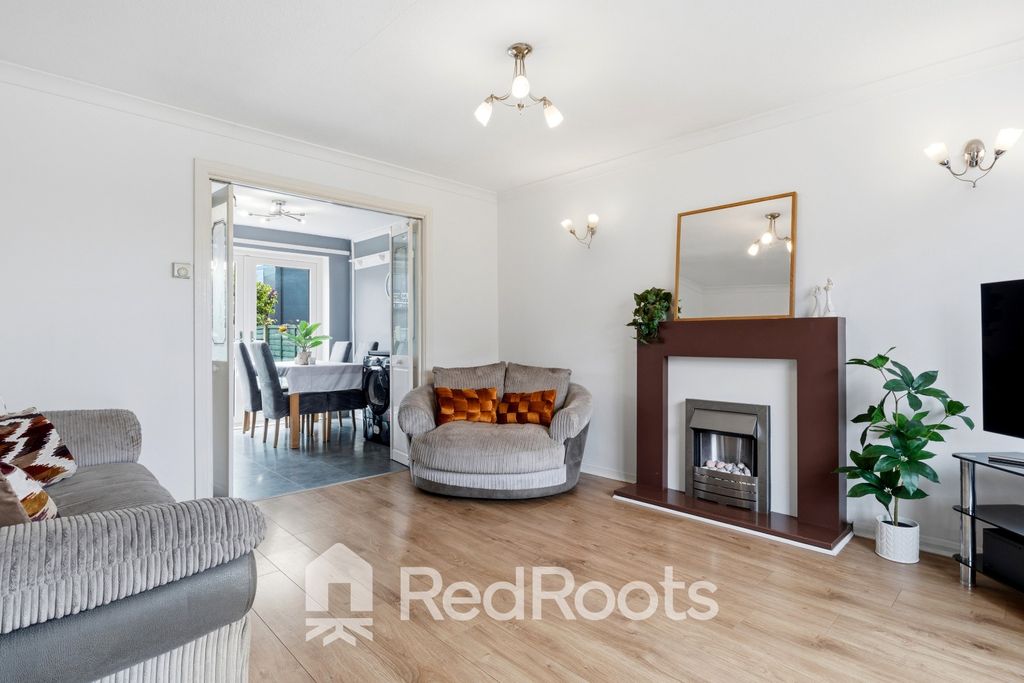 Property photo 3 of 16 5092863