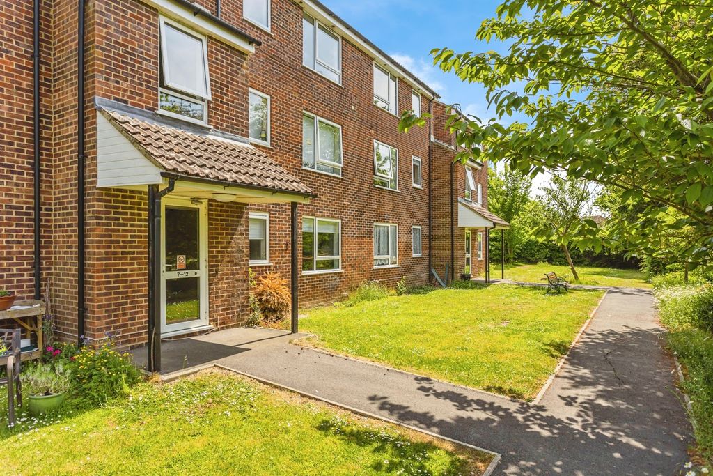 Property photo 1 of 17