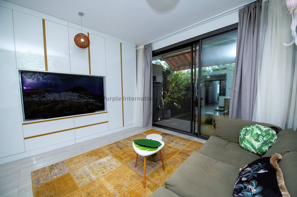 Property photo 3 of 33
