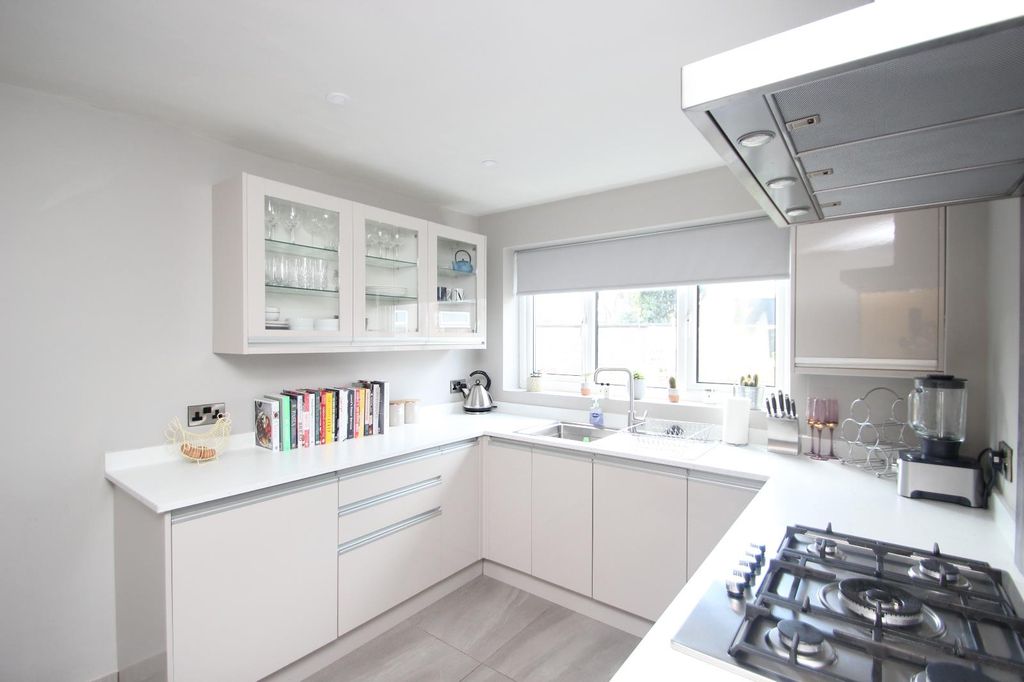 Property photo 2 of 10 0 General