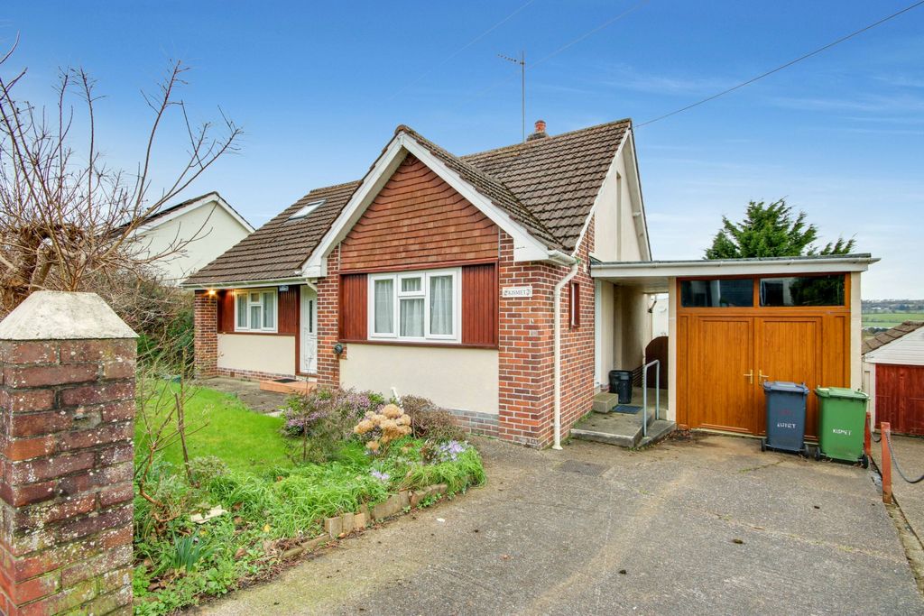 Property photo 1 of 17 Img_4793-Img_4795