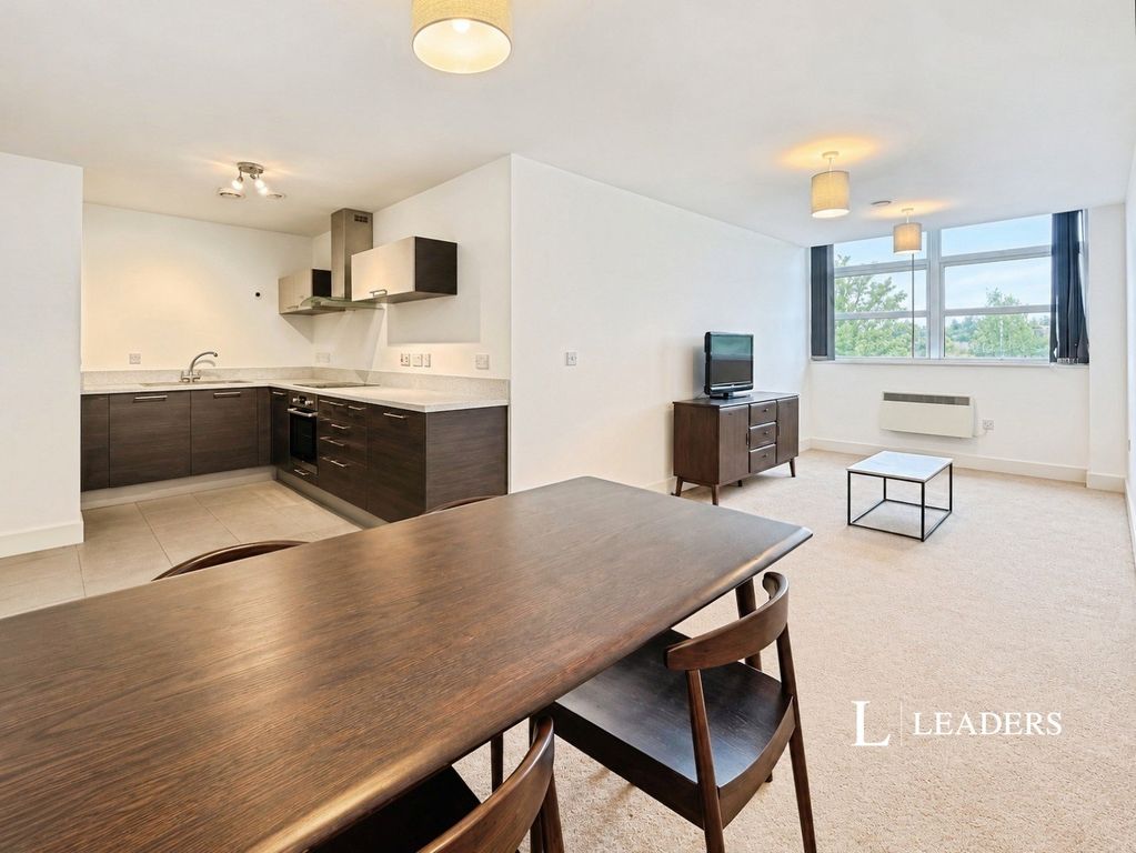 Property photo 2 of 8 Pbox-Img.Png