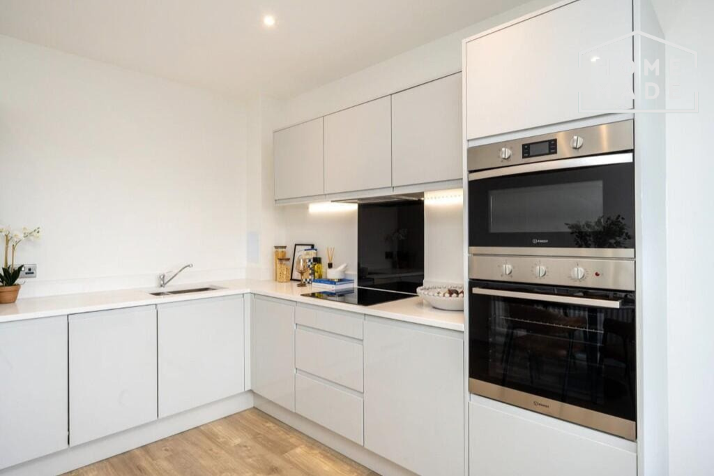 Property photo 3 of 18 55B6Tai0v