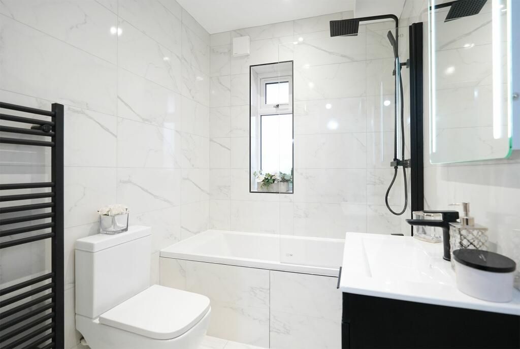 Property photo 3 of 20 Property