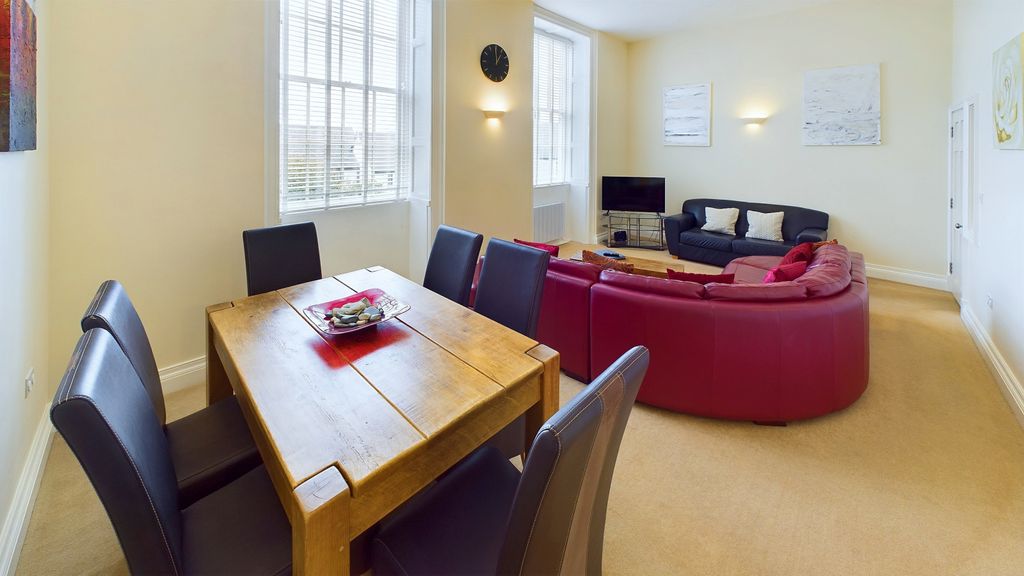 Property photo 2 of 15 Gallery