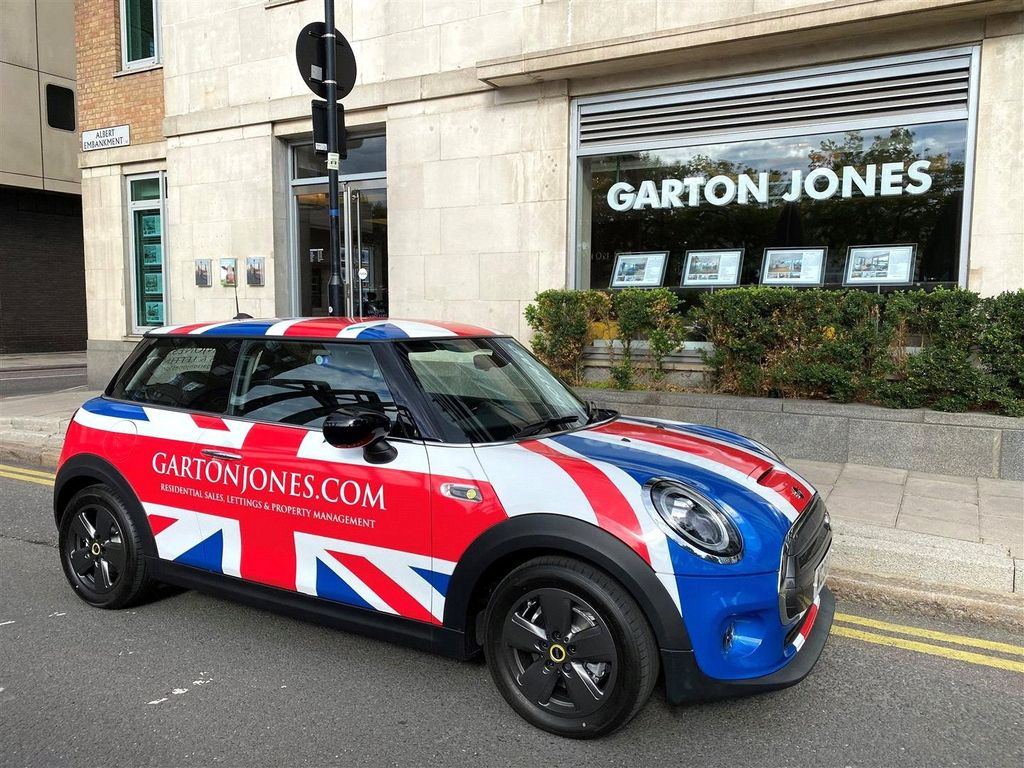 Property photo 3 of 14 Garton Jones