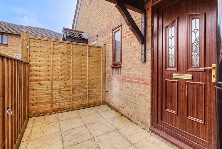 Property photo 2 of 6 330765