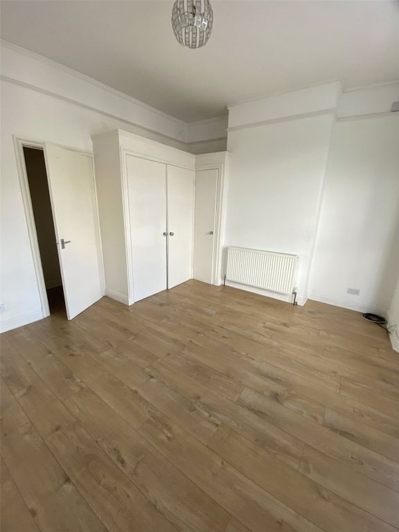 Property photo 2 of 6 Picture No. 04