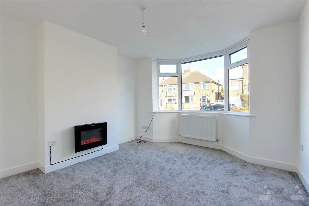 Property photo 3 of 14 Reception 1