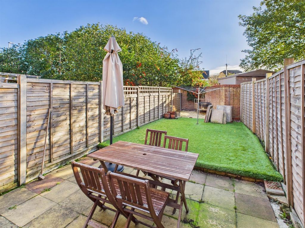 Property photo 3 of 15