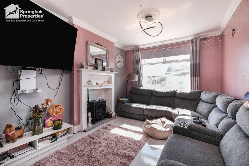 Property photo 2 of 16 Image 2