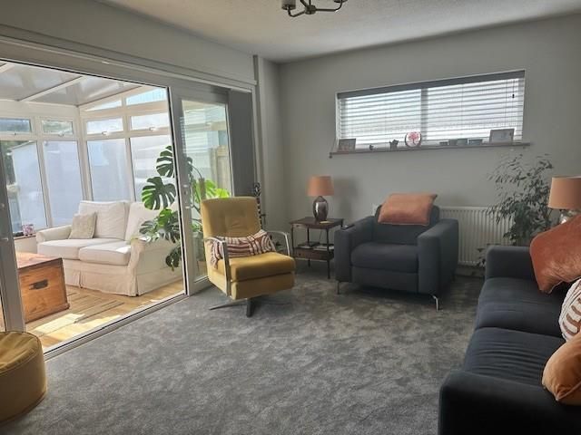 Property photo 3 of 15 Lounge 1.Jpg