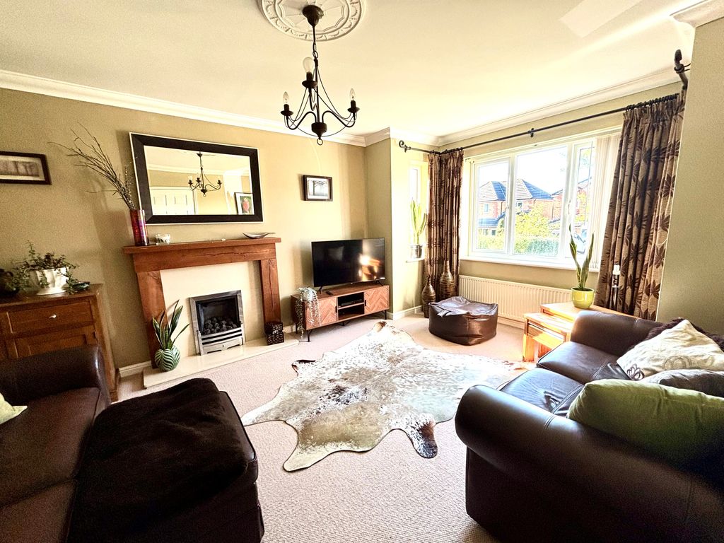 Property photo 2 of 47