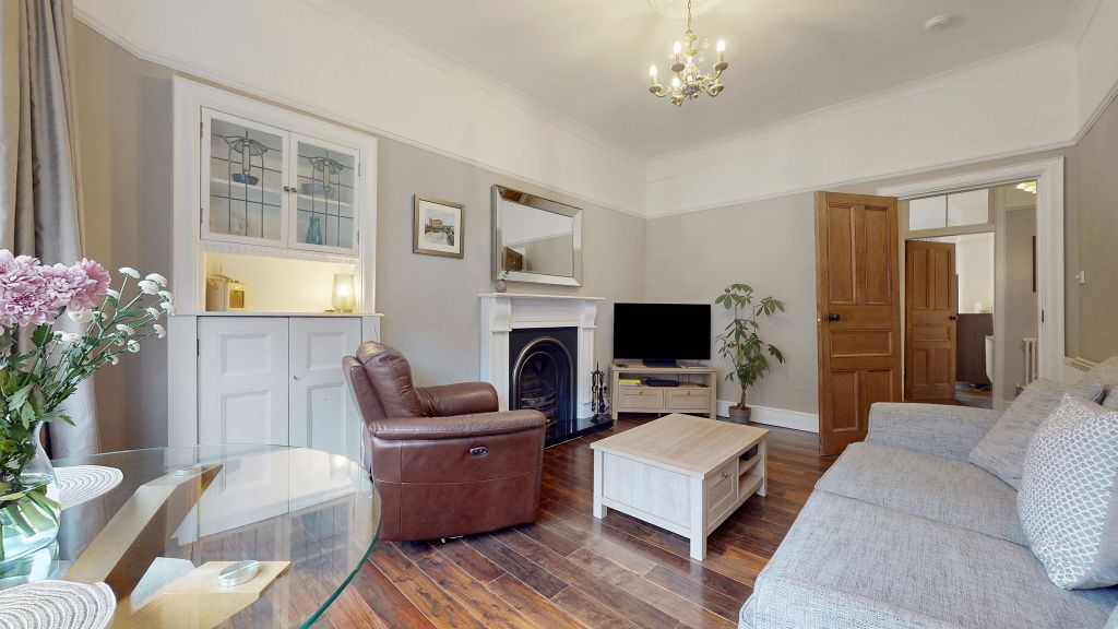 Property photo 3 of 21 17-Web-Or-Mls-19 Underwood Street 2.2_38