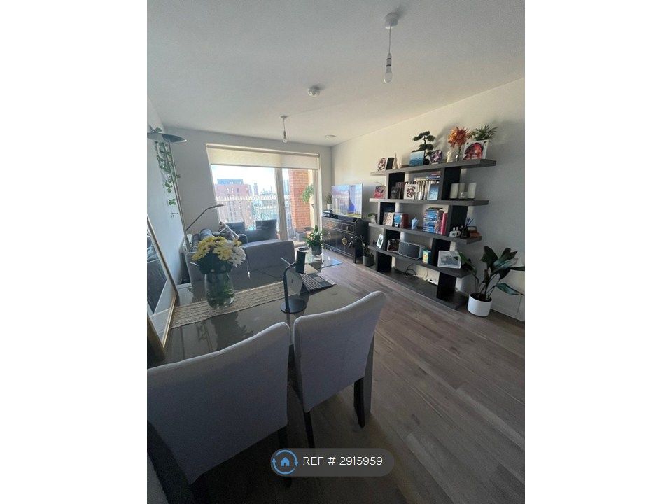 Property photo 2 of 10 Living Room