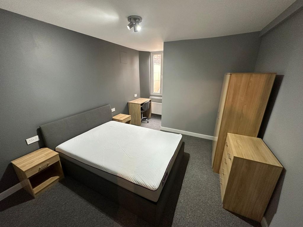 Property photo 1 of 5 Photo