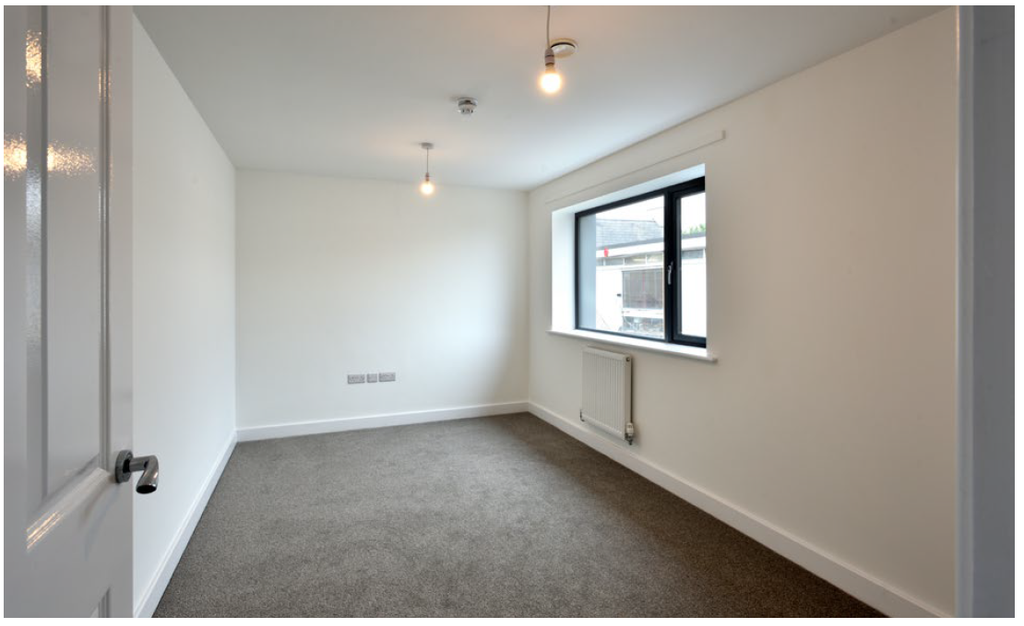 Property photo 3 of 6