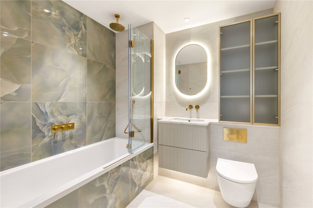 Property photo 2 of 17 Picture No. 24