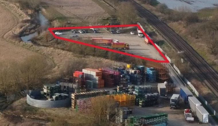 Property photo 2 of 7 Photo 1