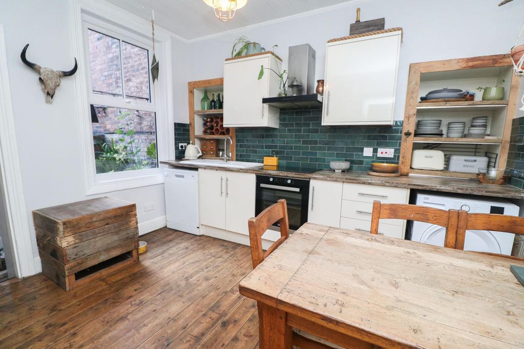 Property photo 3 of 13 Kitchen/Diner