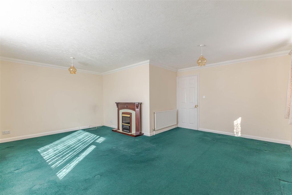 Property photo 2 of 16 Img_2297.Jpg