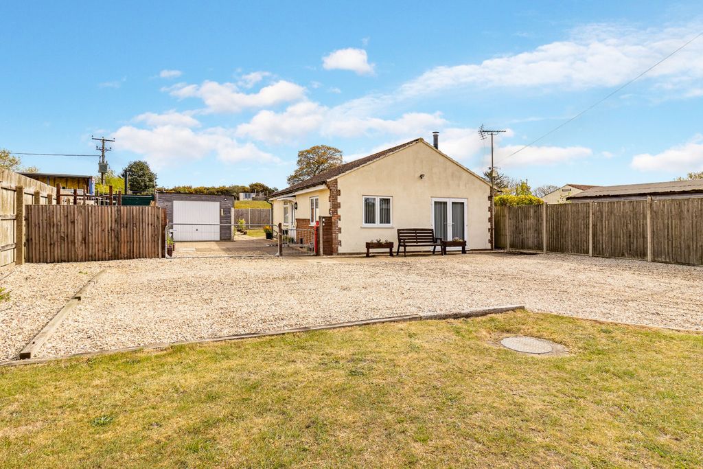 Property photo 1 of 29 2979701