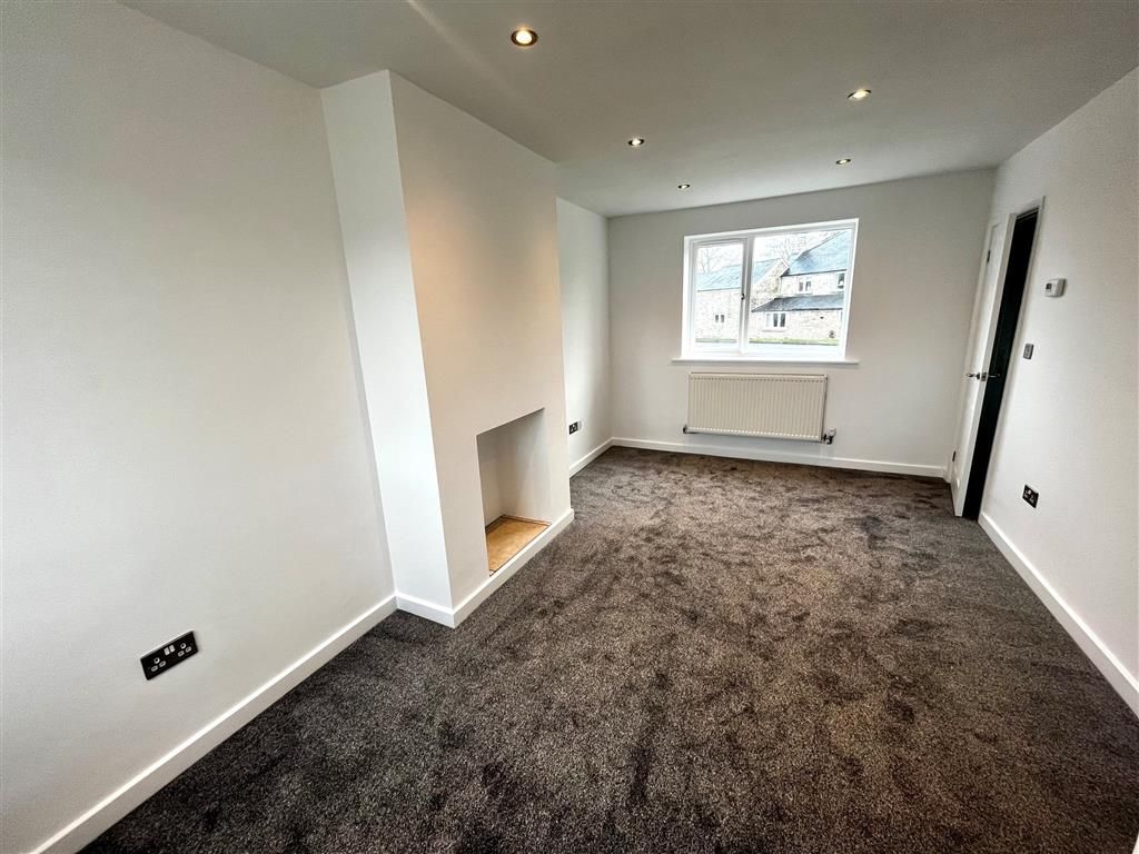 Property photo 2 of 13 Image