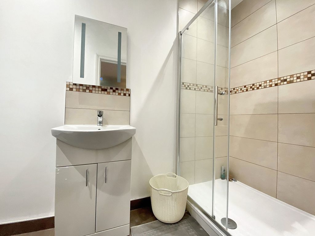 Property photo 3 of 4