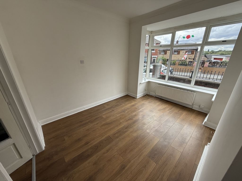 Property photo 3 of 15 Img_1411