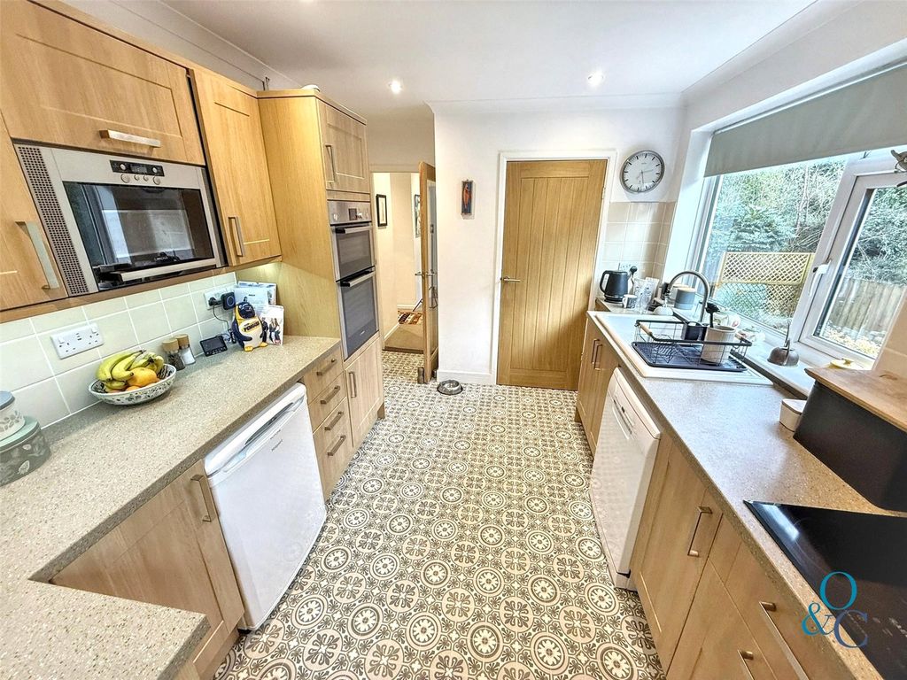 Property photo 3 of 17 Picture No. 12