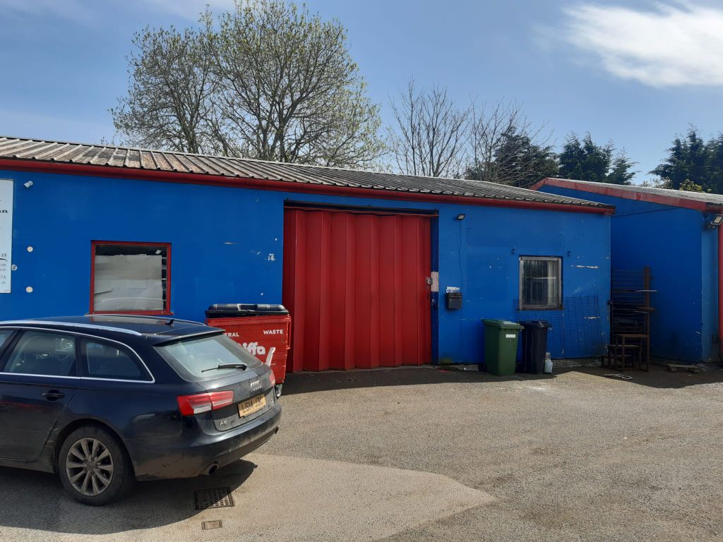 Property photo 3 of 13