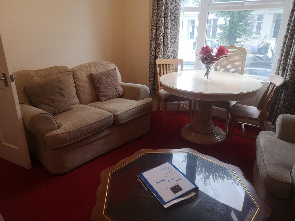 Property photo 2 of 5