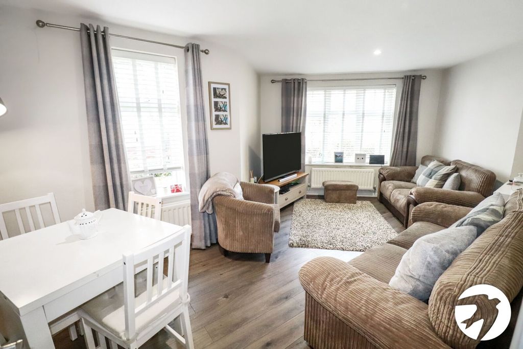 Property photo 2 of 13 Picture No. 08