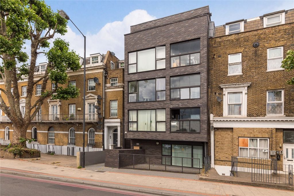 Property photo 3 of 13