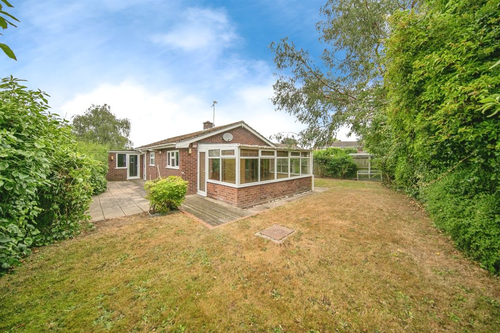 Property photo 2 of 17
