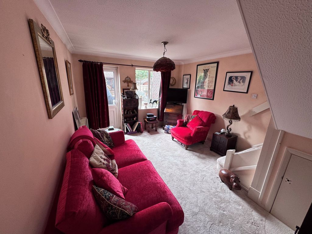 Property photo 3 of 10 Photo 8
