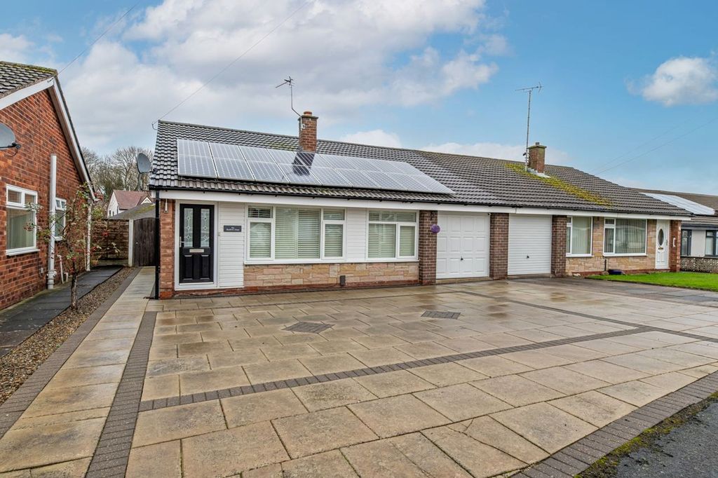 Property photo 1 of 14 Exterior