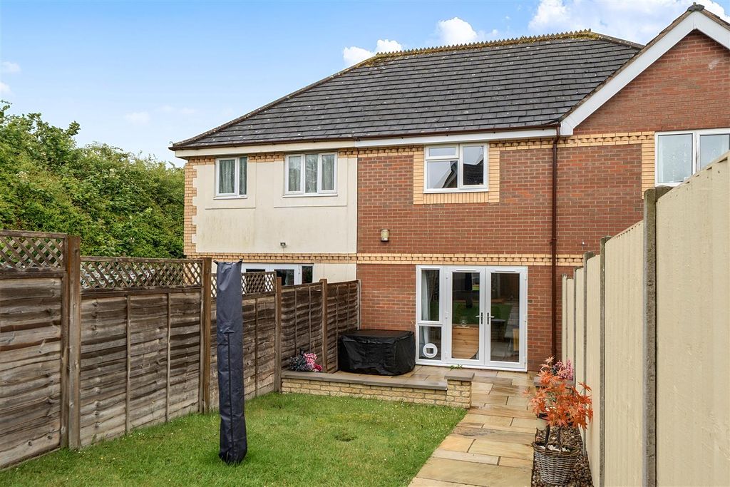 Property photo 1 of 16 Rear Garden