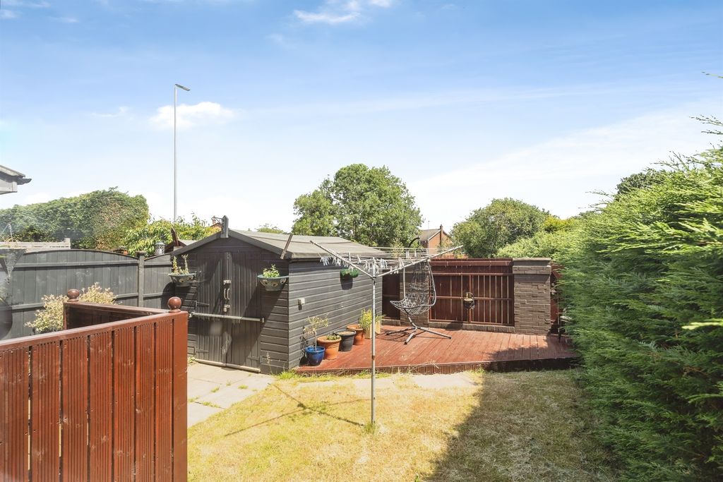 Property photo 2 of 13