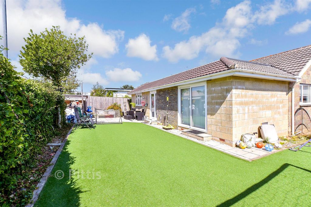 Property photo 3 of 11 Rear Garden