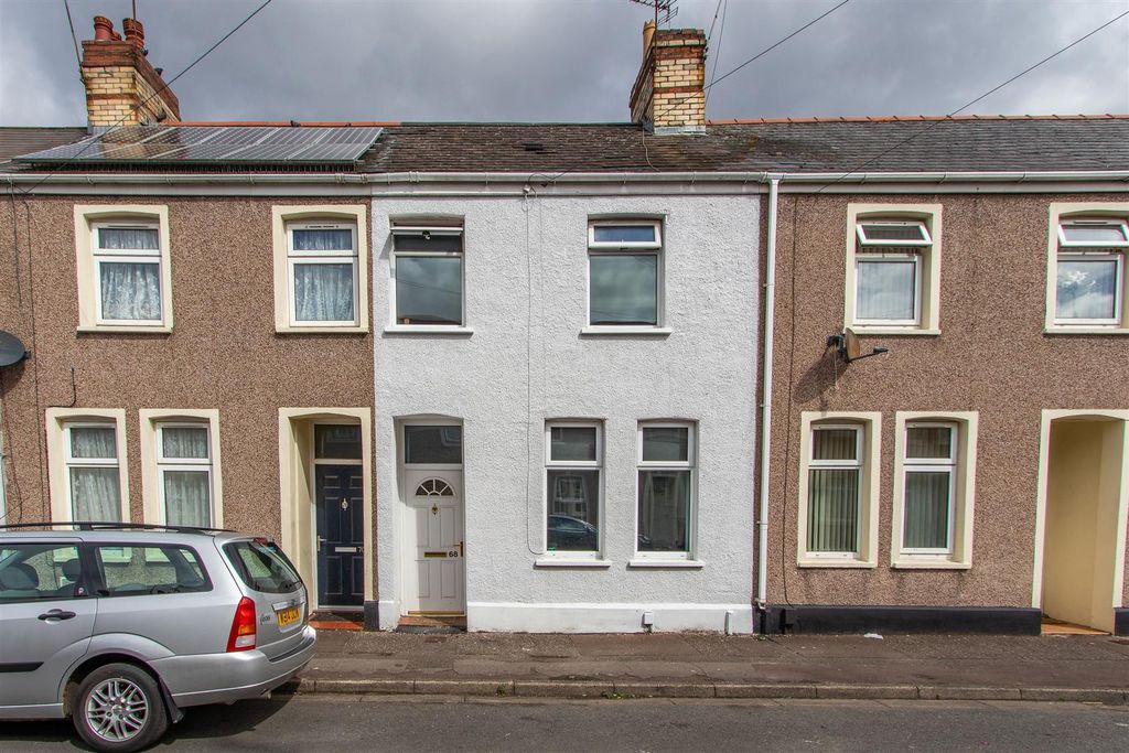 Property photo 1 of 12 Ethel Street 68.Jpg