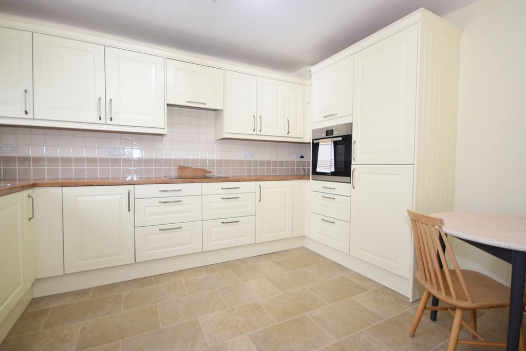 Property photo 2 of 10 Dsc_0046