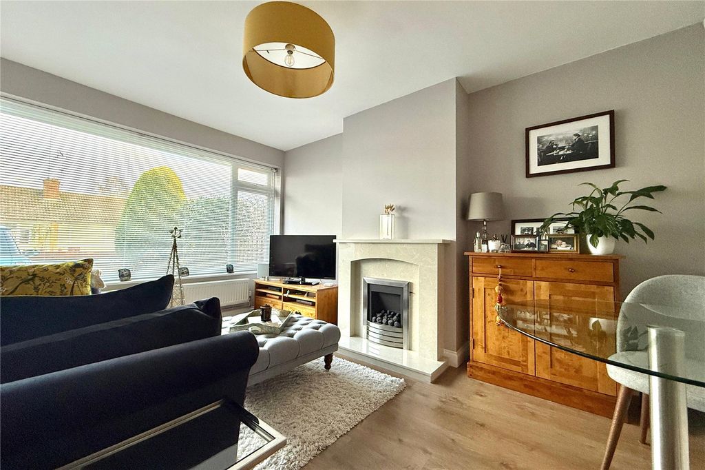 Property photo 3 of 14 Picture No. 27