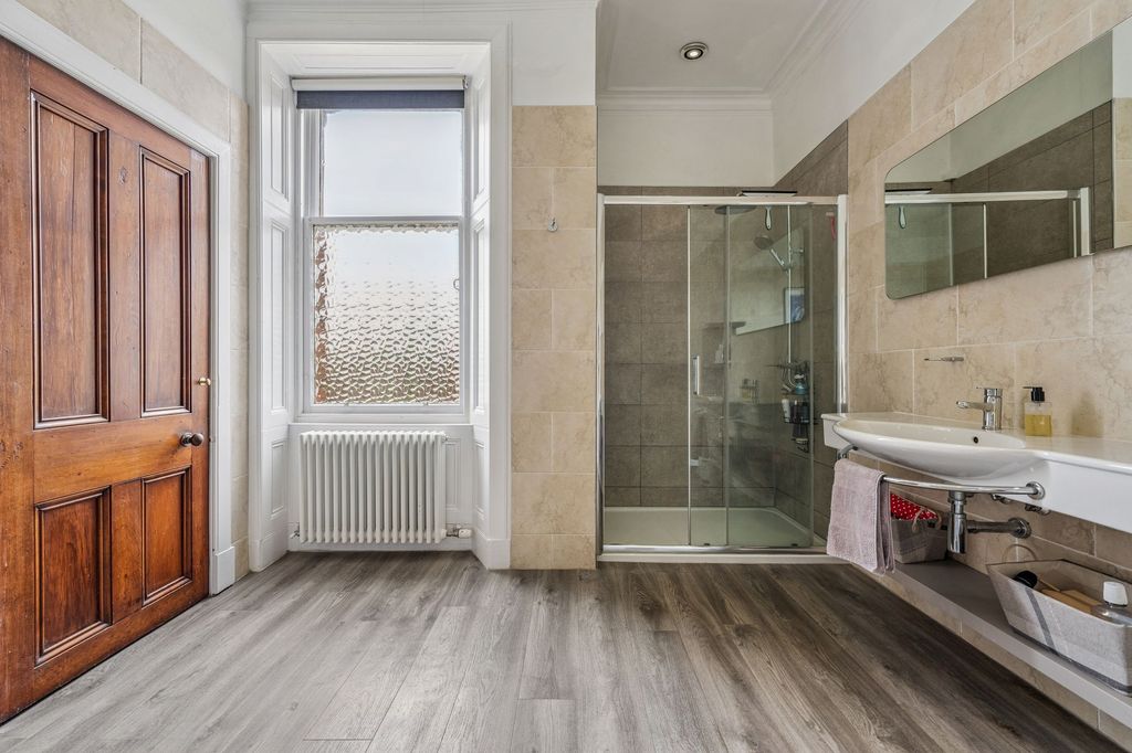 Additional image 28 of 5 bed detached house for sale17 Monreith Road, Newlands, Glasgow G43