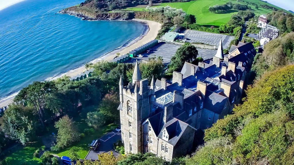 Property photo 1 of 16