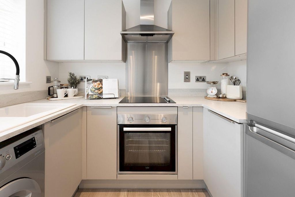 Property photo 3 of 8