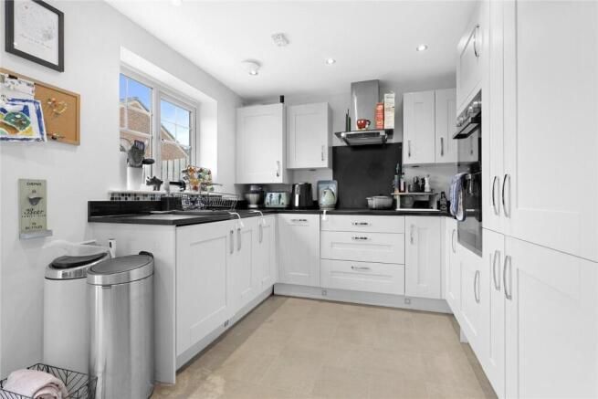 Property photo 3 of 5 Kitchen