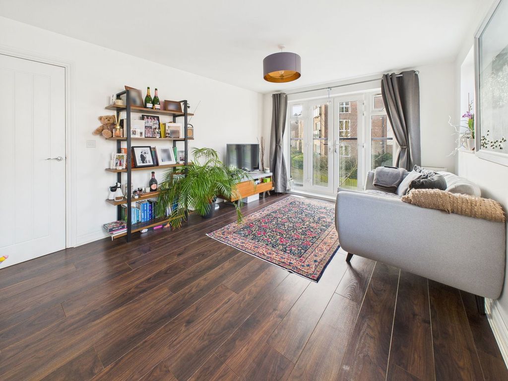 Property photo 2 of 11